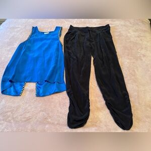 Parker 💯 Silk Blue Top size XS and Black Ruched Pants Size 0 set